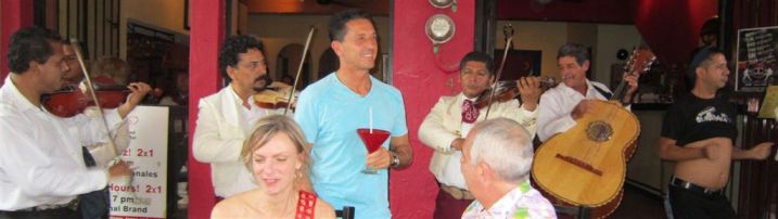 mariachi music live in Puerto Vallarta Mexico at Apache's martini bar
