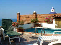 rooftop pool and sun deck terrace